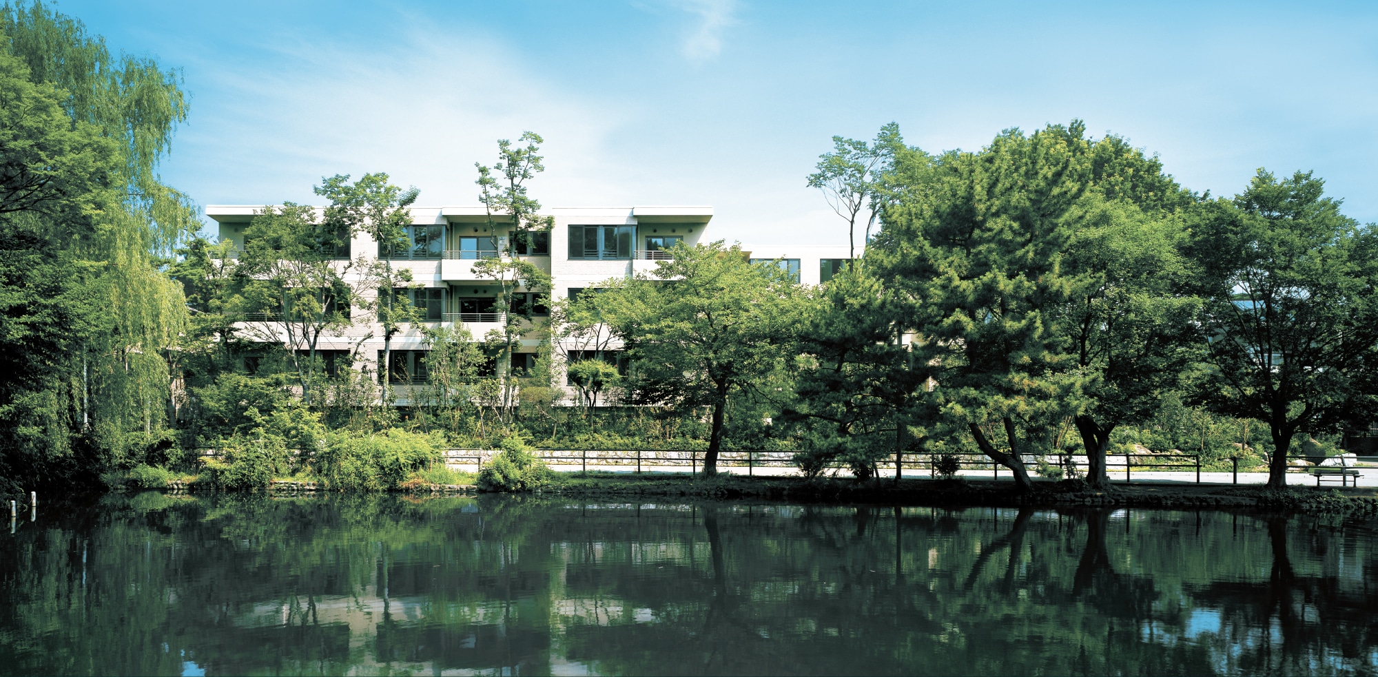 グランドメゾン石神井公園パークフロント（2005年竣工／分譲済）