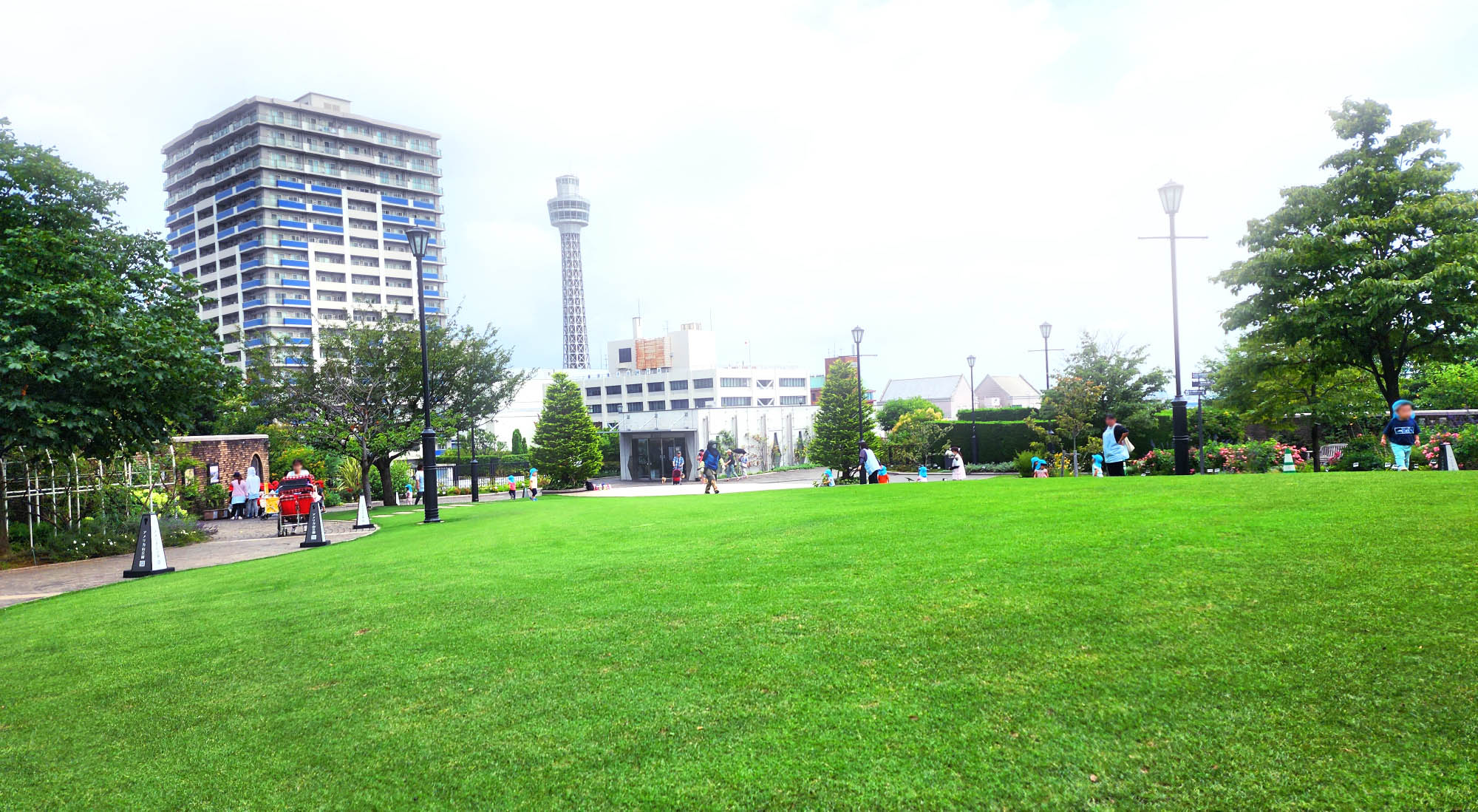 アメリカ山公園（約330m・徒歩5分／2023年7月撮影）
