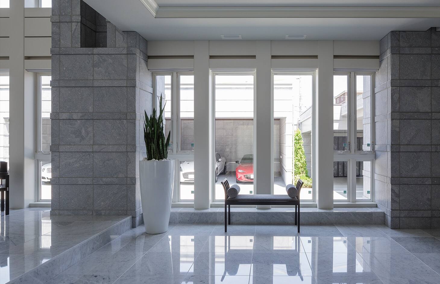 気品豊かに、非日常の美を叶える02