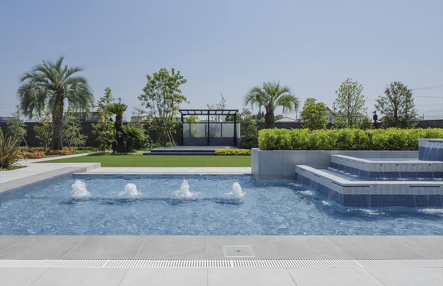 気品豊かに、非日常の美を叶える04