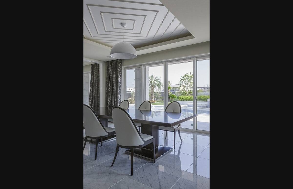 気品豊かに、非日常の美を叶えるスライド17