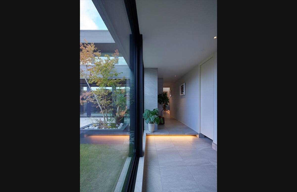 プライベートコートスライド09