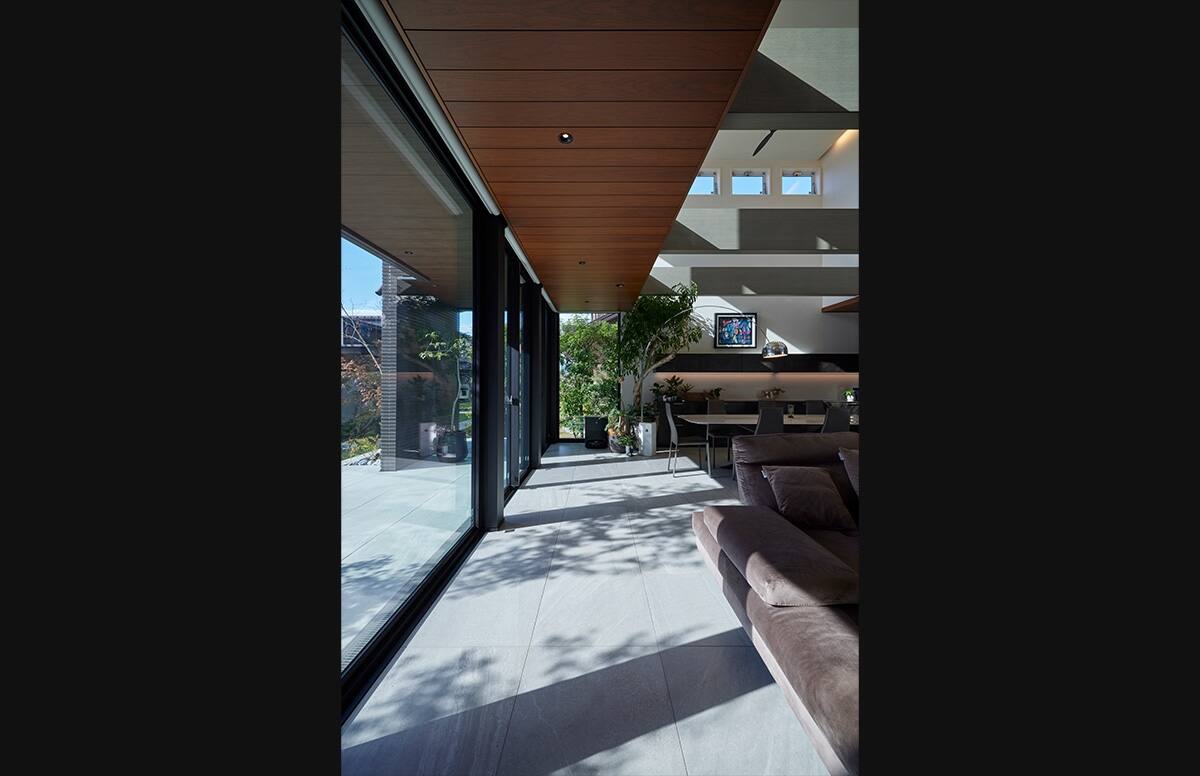 プライベートコートスライド13