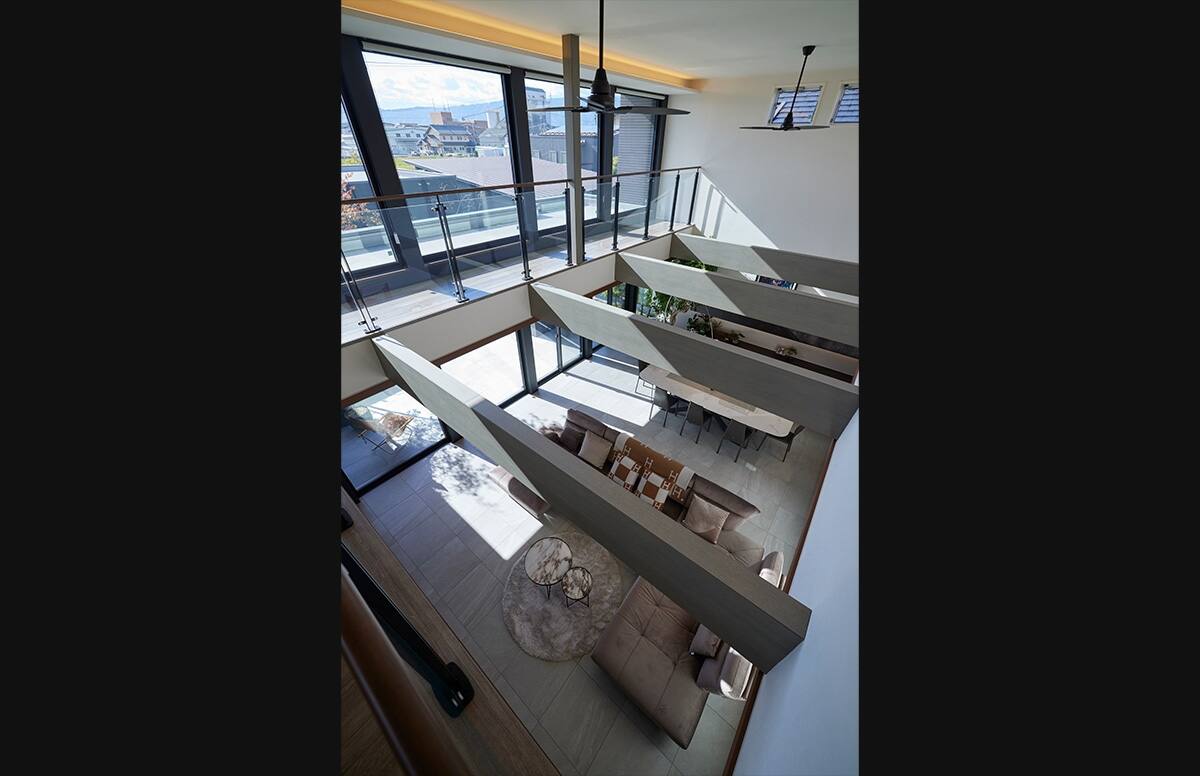 プライベートコートスライド24