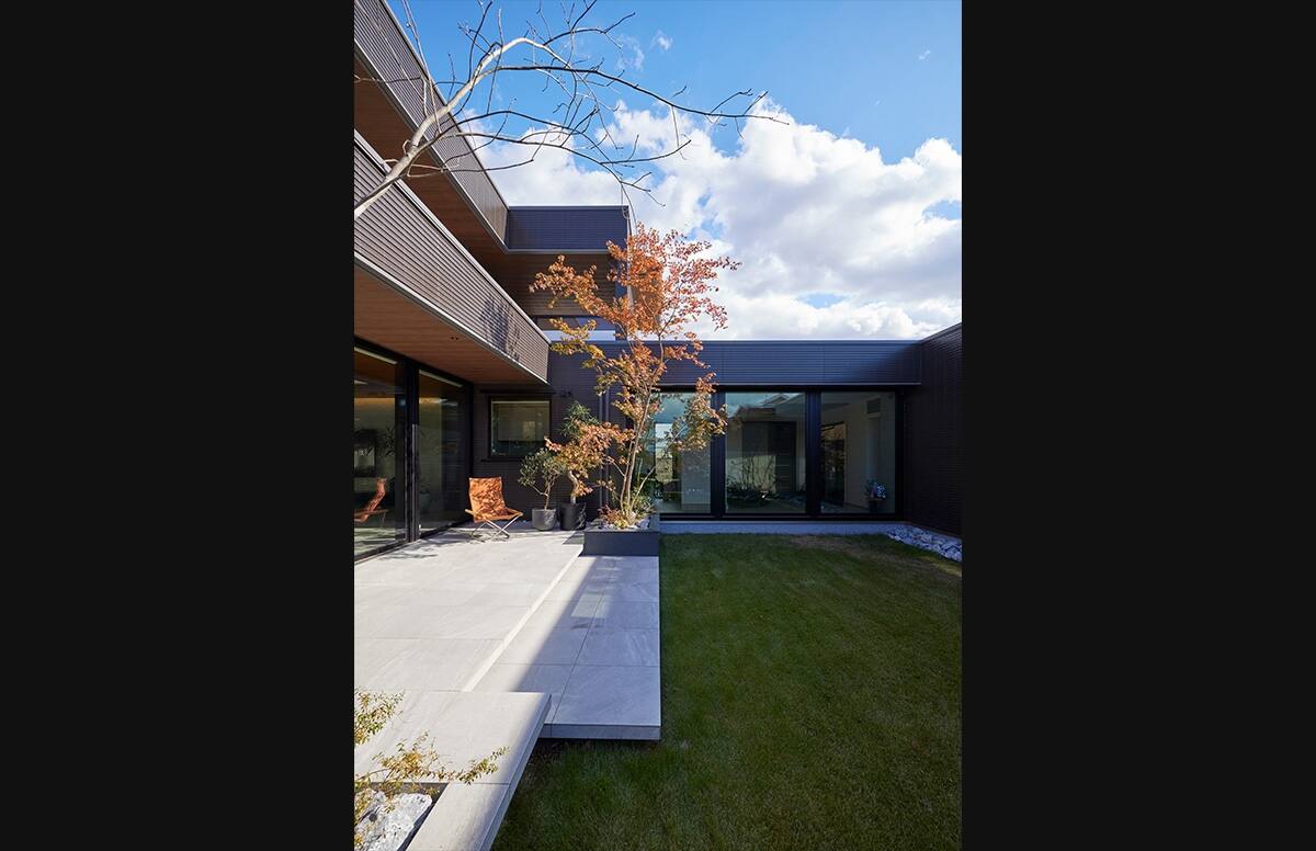 プライベートコートスライド26