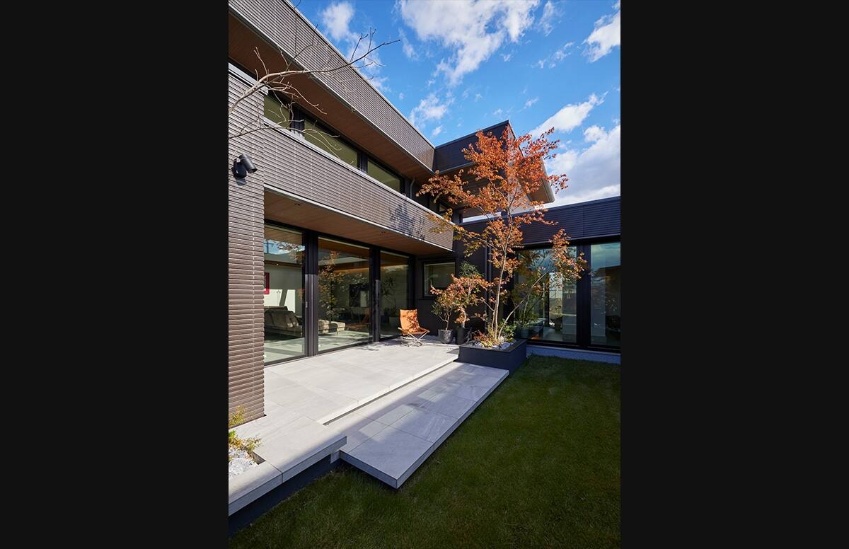 プライベートコートスライド27