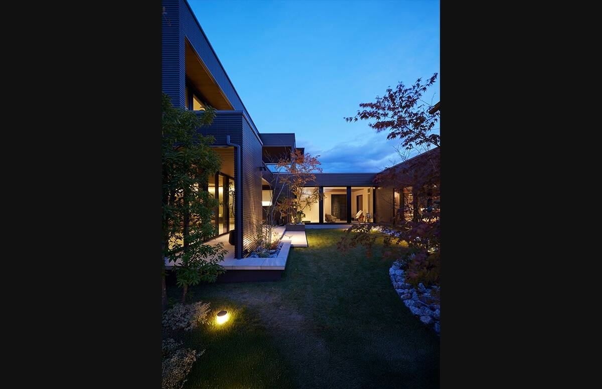 プライベートコートスライド43