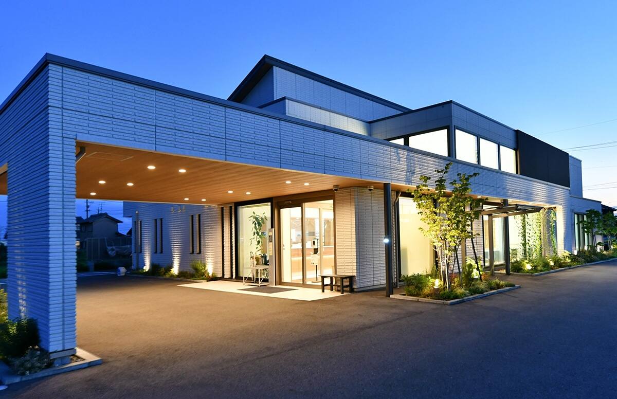 地域にやさしいクリニックスライド01