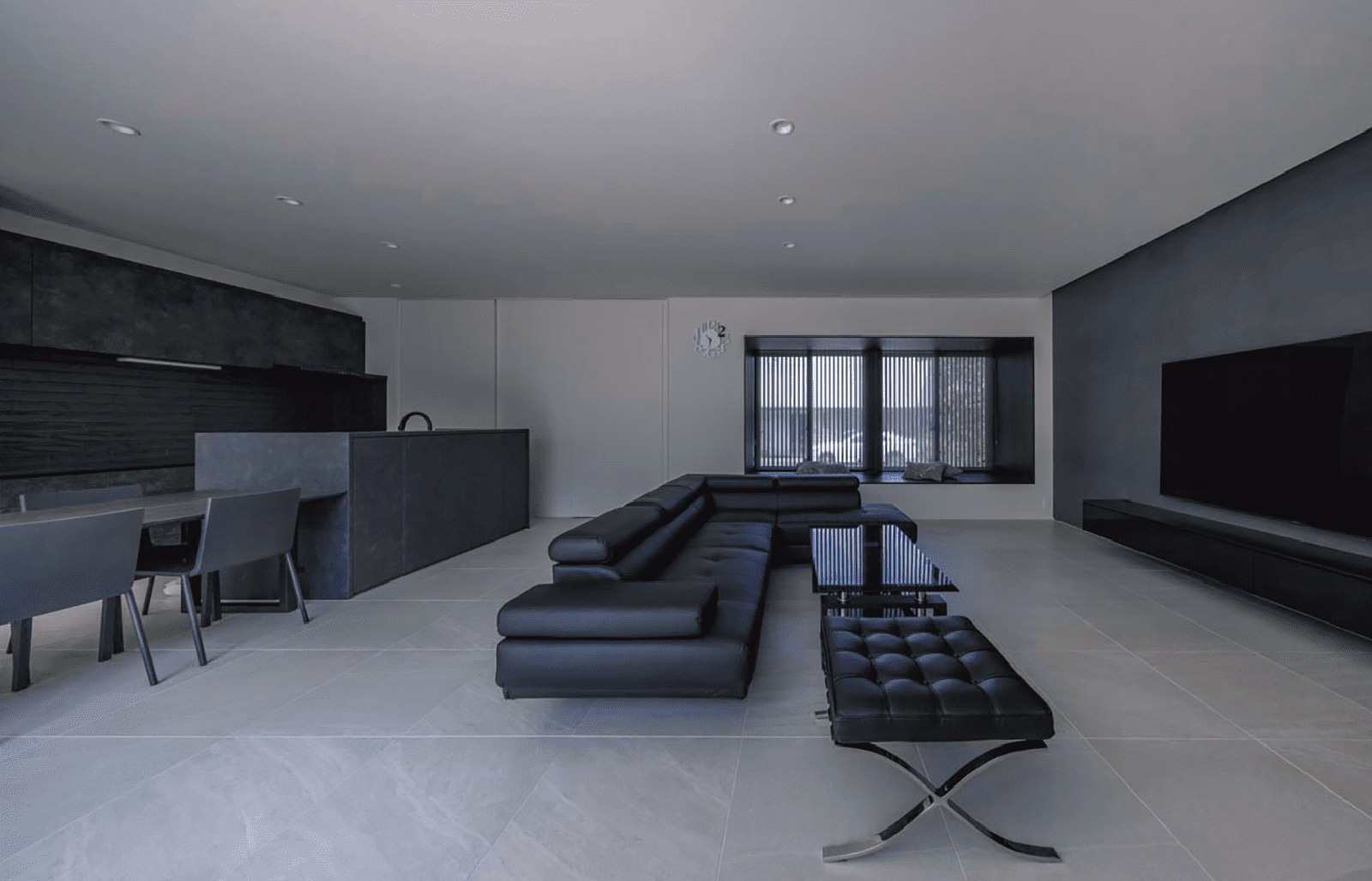 黒い箱の平屋　LDK2