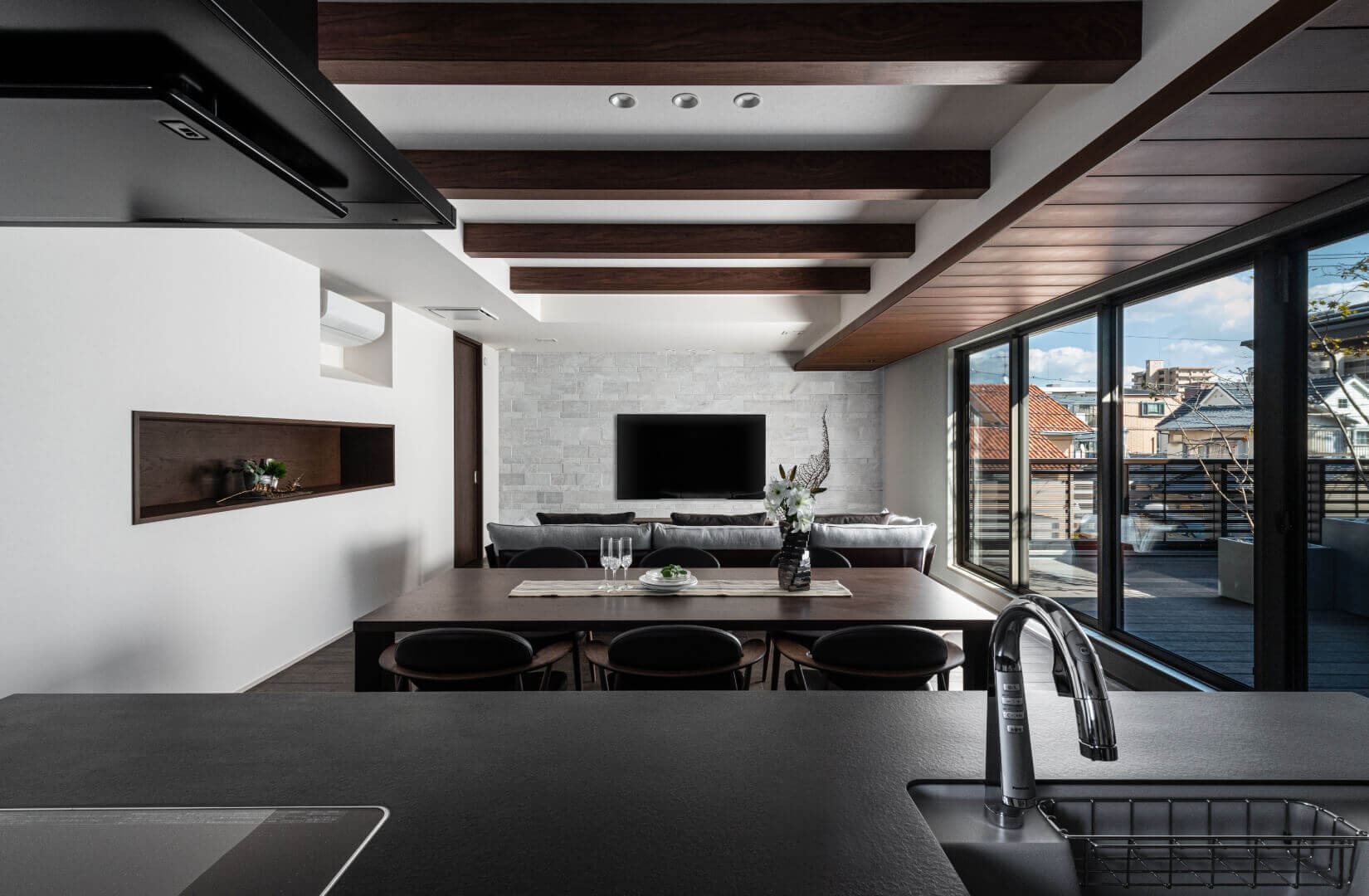 理想の職住空間を叶えた邸