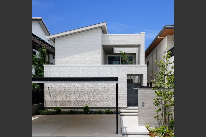 光と音が共鳴する邸宅