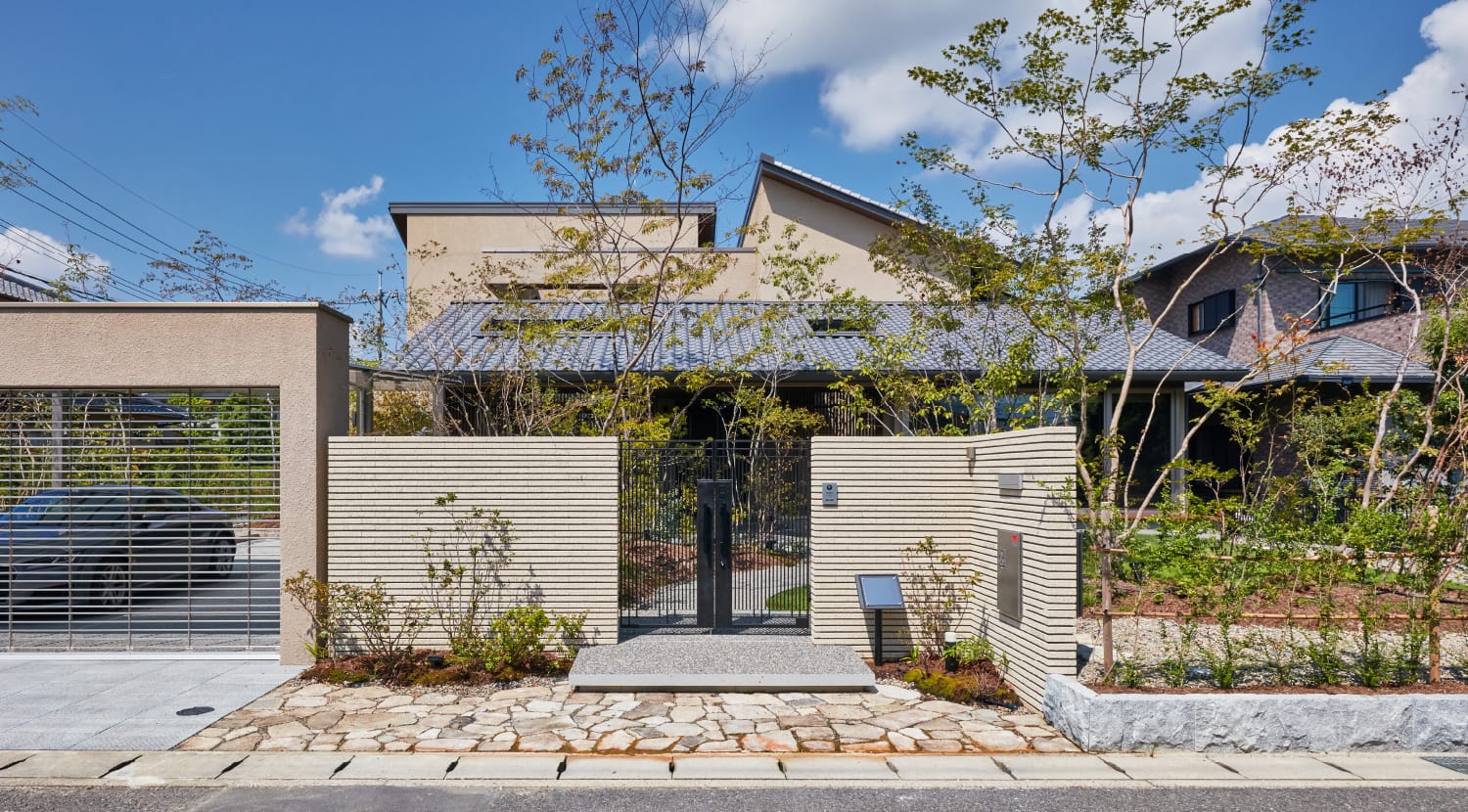 WORKS #2 光と緑を享受する邸宅 | DESIGN OFFICE OKAYAMA｜岡山市