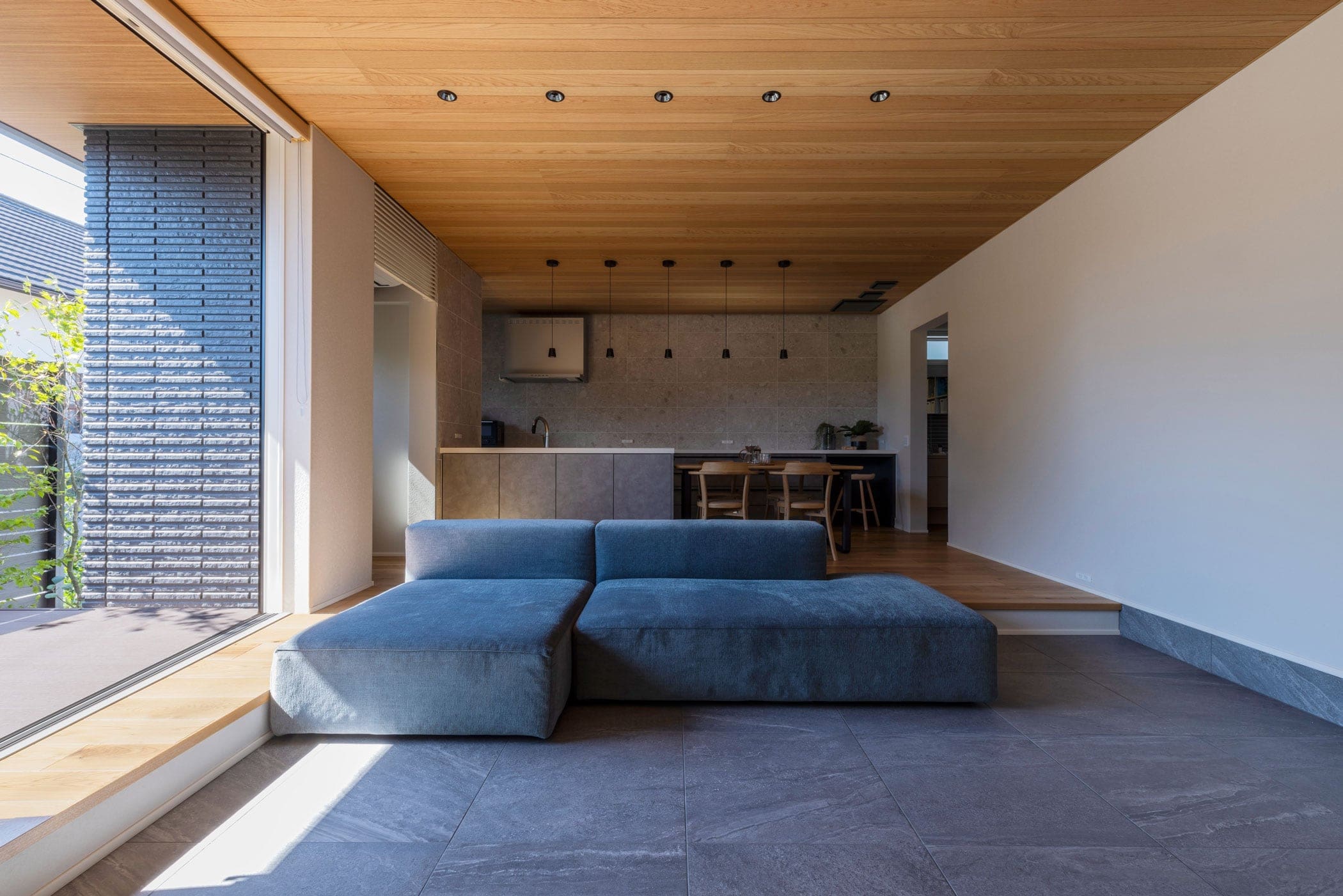 邸宅写真：うち土間の家 リビング 内観 写真