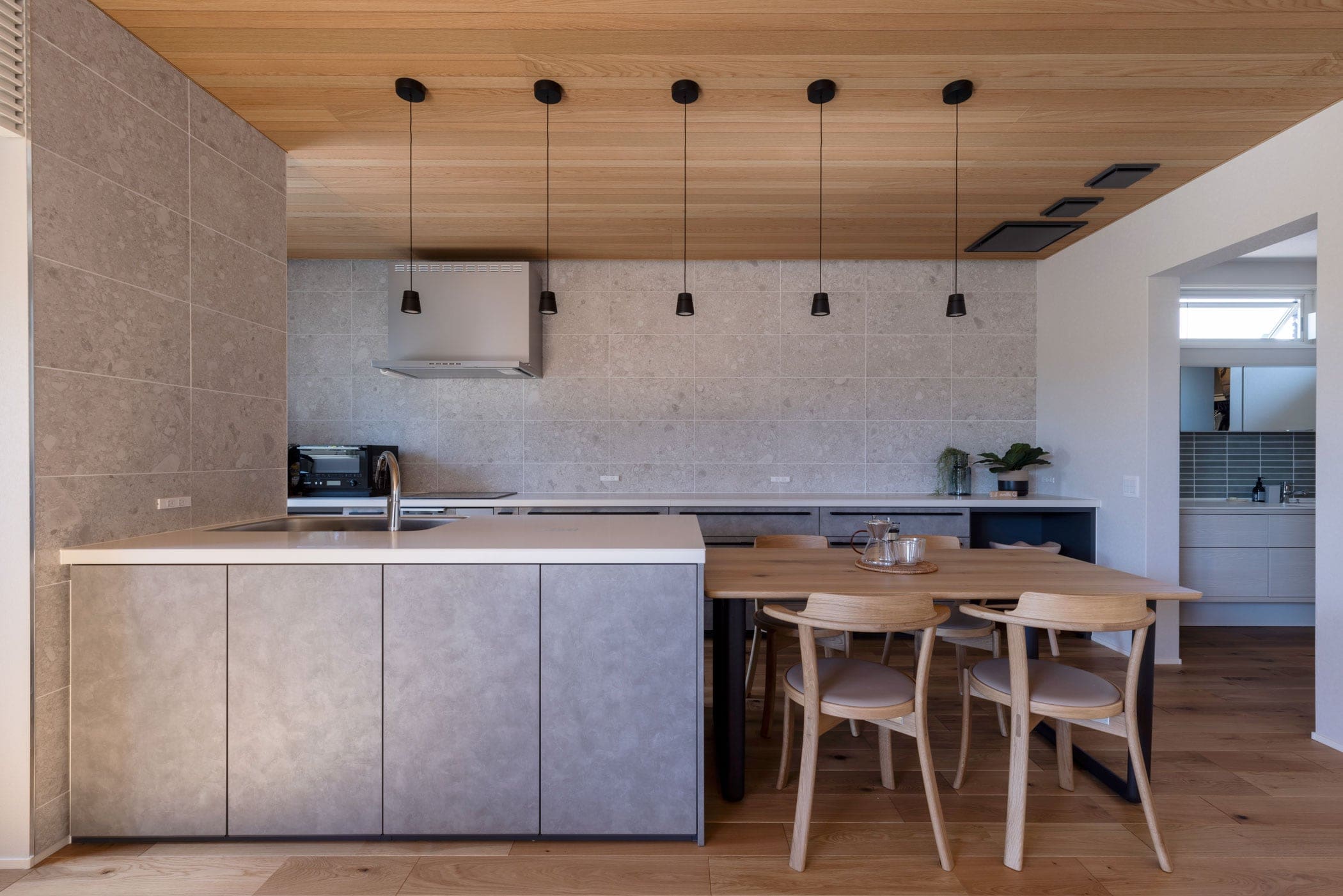 邸宅写真：うち土間の家 キッチン 内観 写真