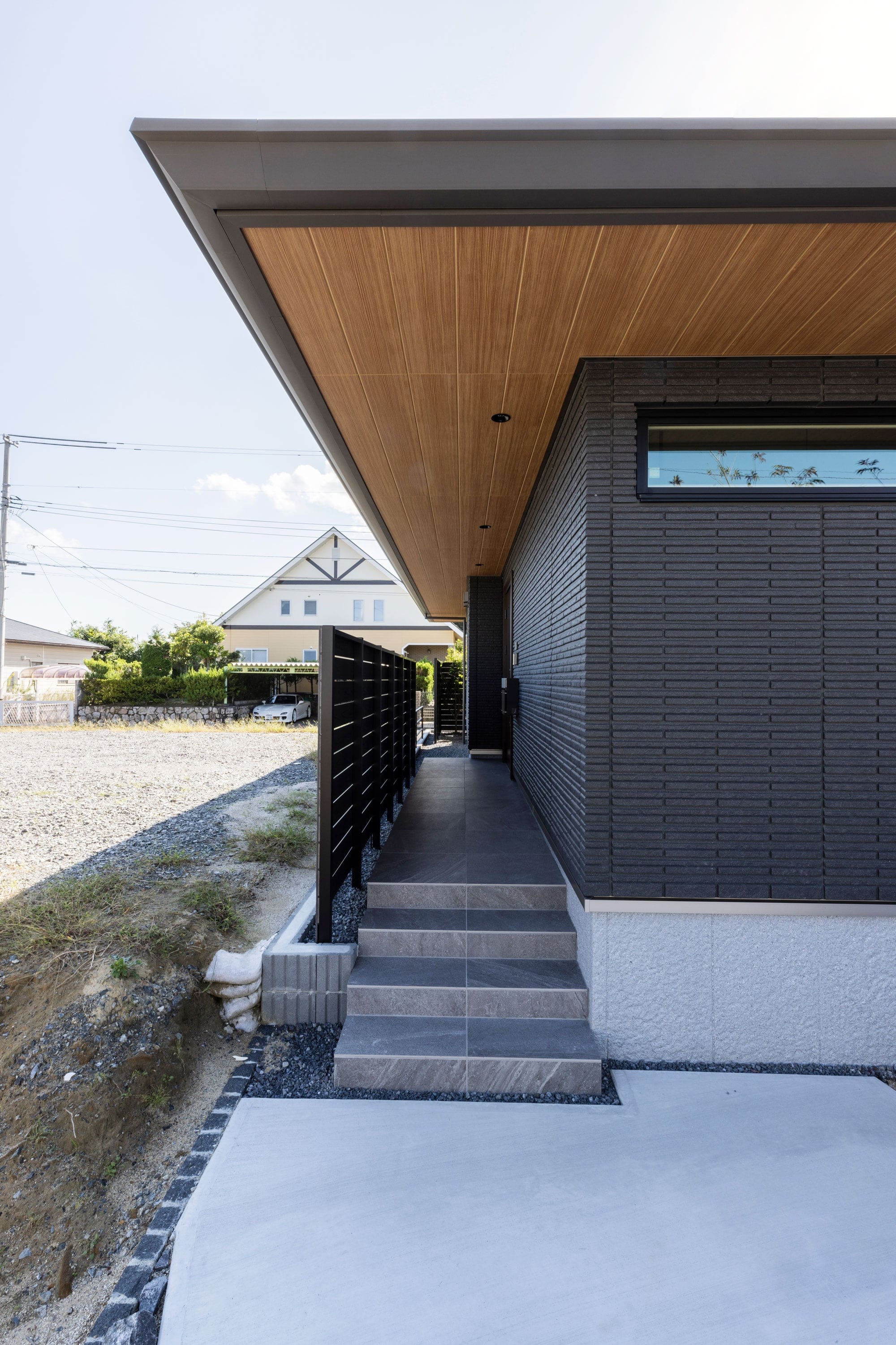 邸宅写真：うち土間の家 アプローチ 外観 写真