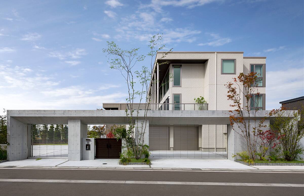 2世帯に寄り添う邸宅01