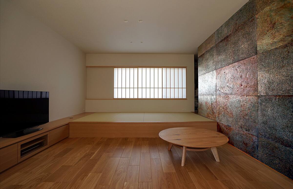 まちに寄り添う家02