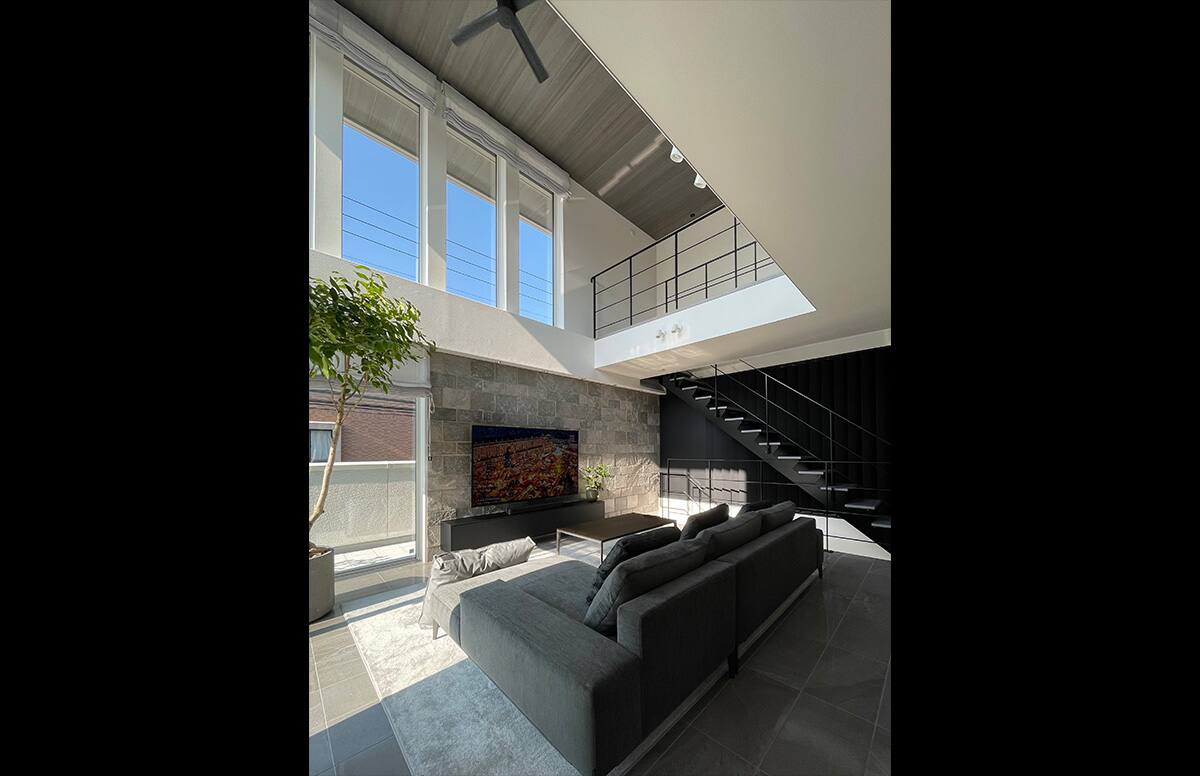 光射す都市邸宅