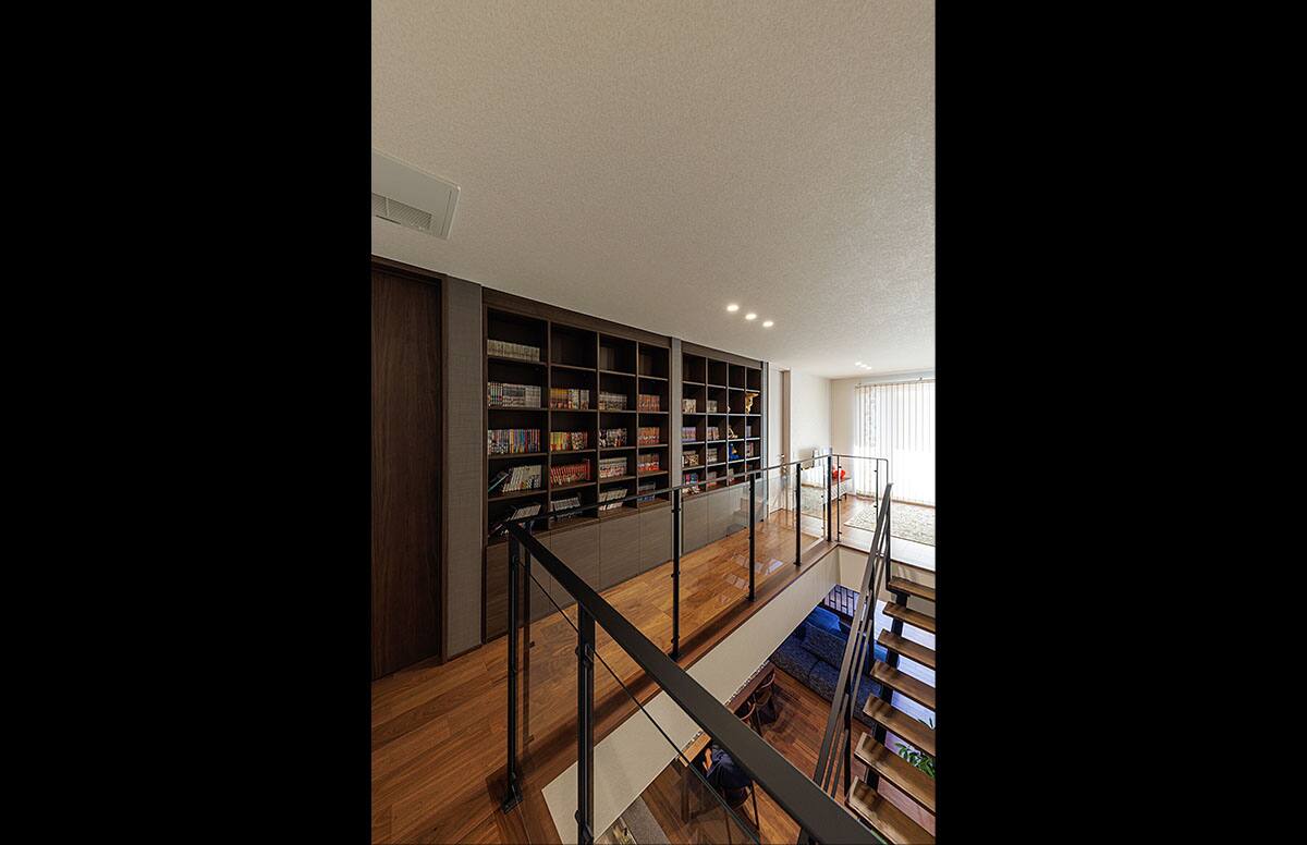 音楽室のある中庭の家スライド04