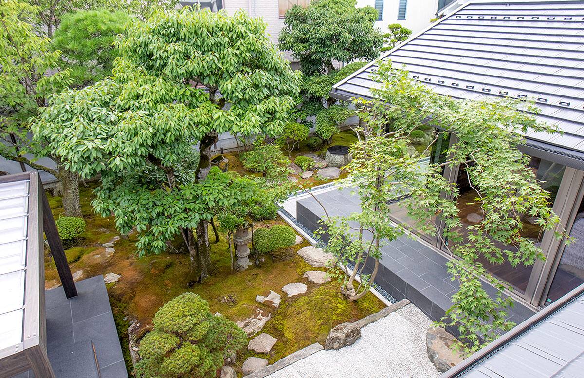 苔庭に東屋のある家 ～思い出の継承～ 03