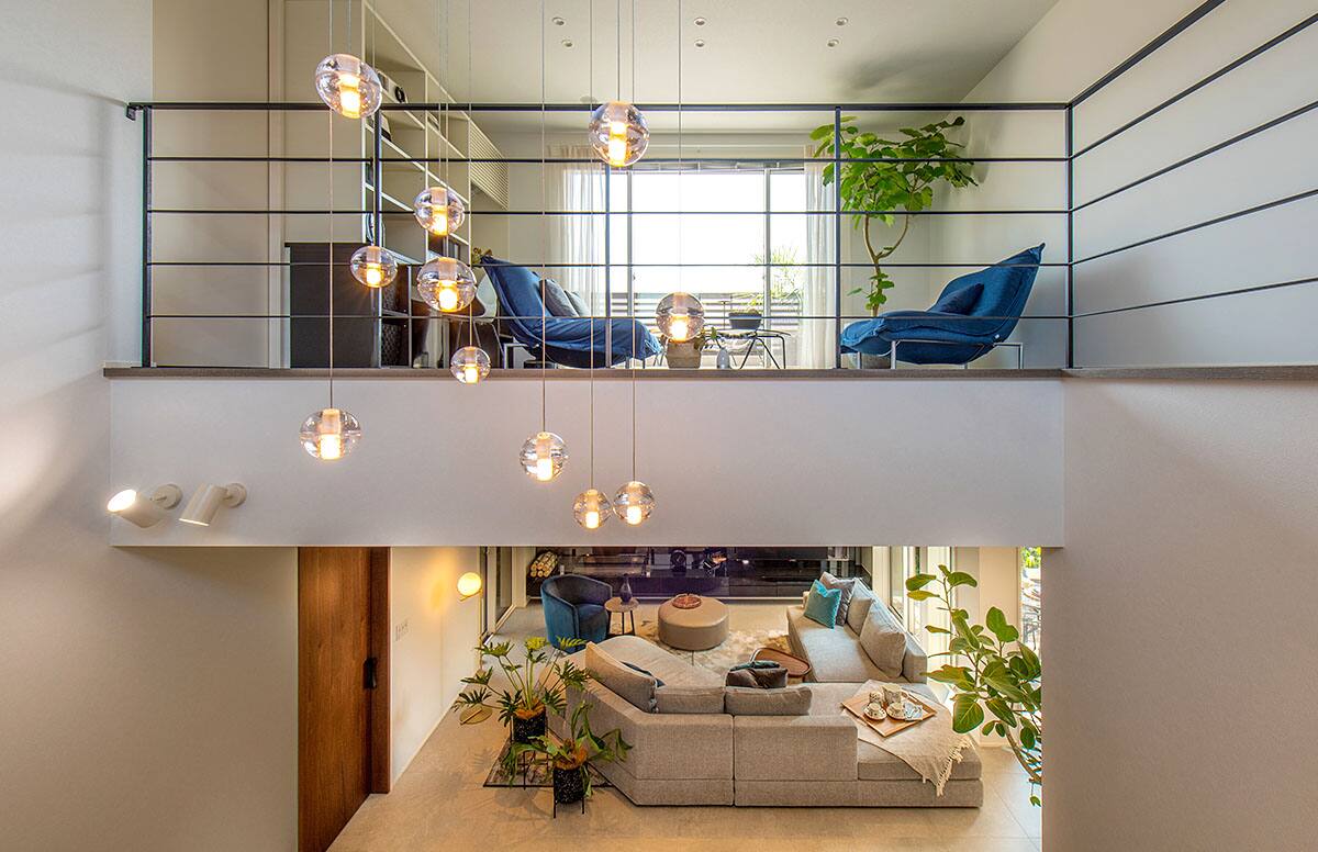 シーンを楽しむ家01