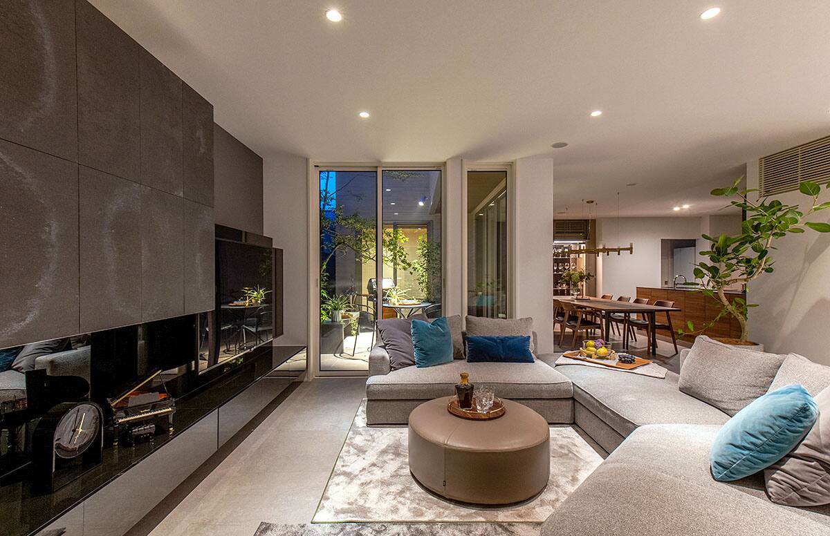 シーンを楽しむ家03