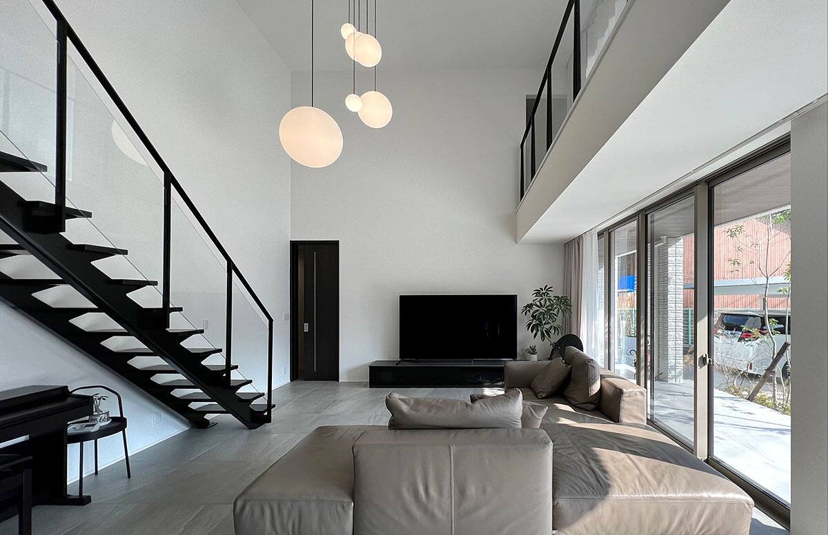 吹抜でつなぐ家