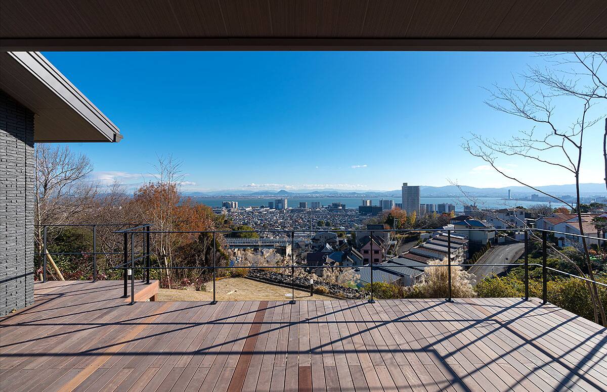 傾斜地の家スライド02