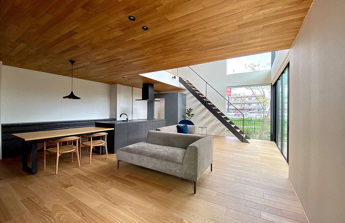 Less is More　～最小限の要素による豊かな空間～02