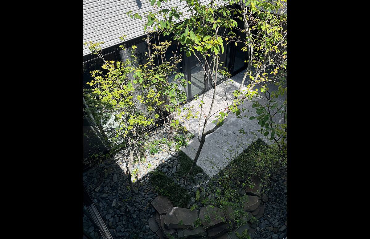 包容の家スライド02