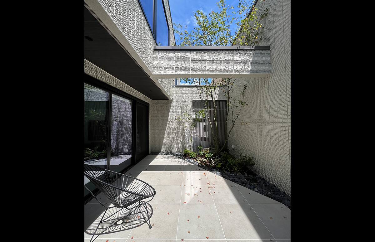 凛として佇む04