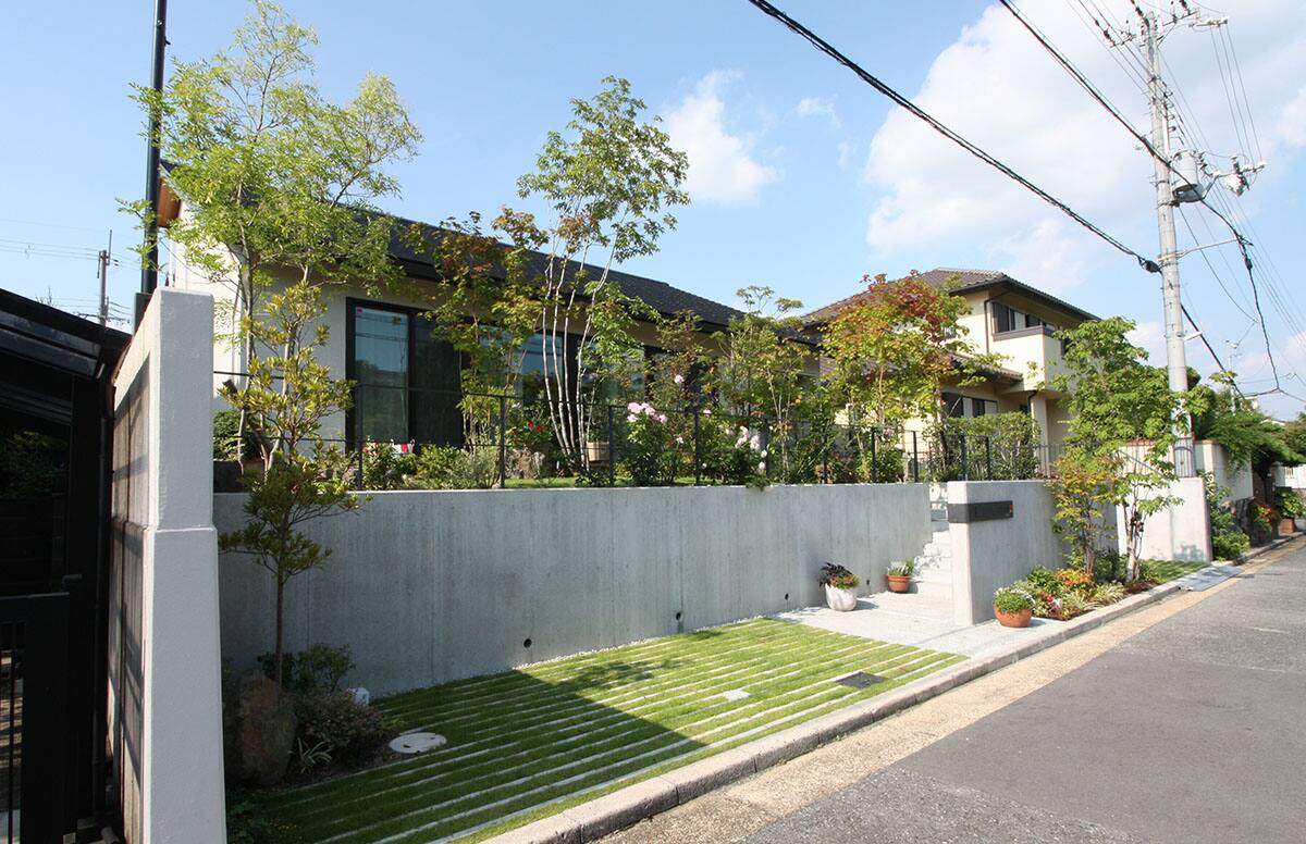 大屋根の家スライド01