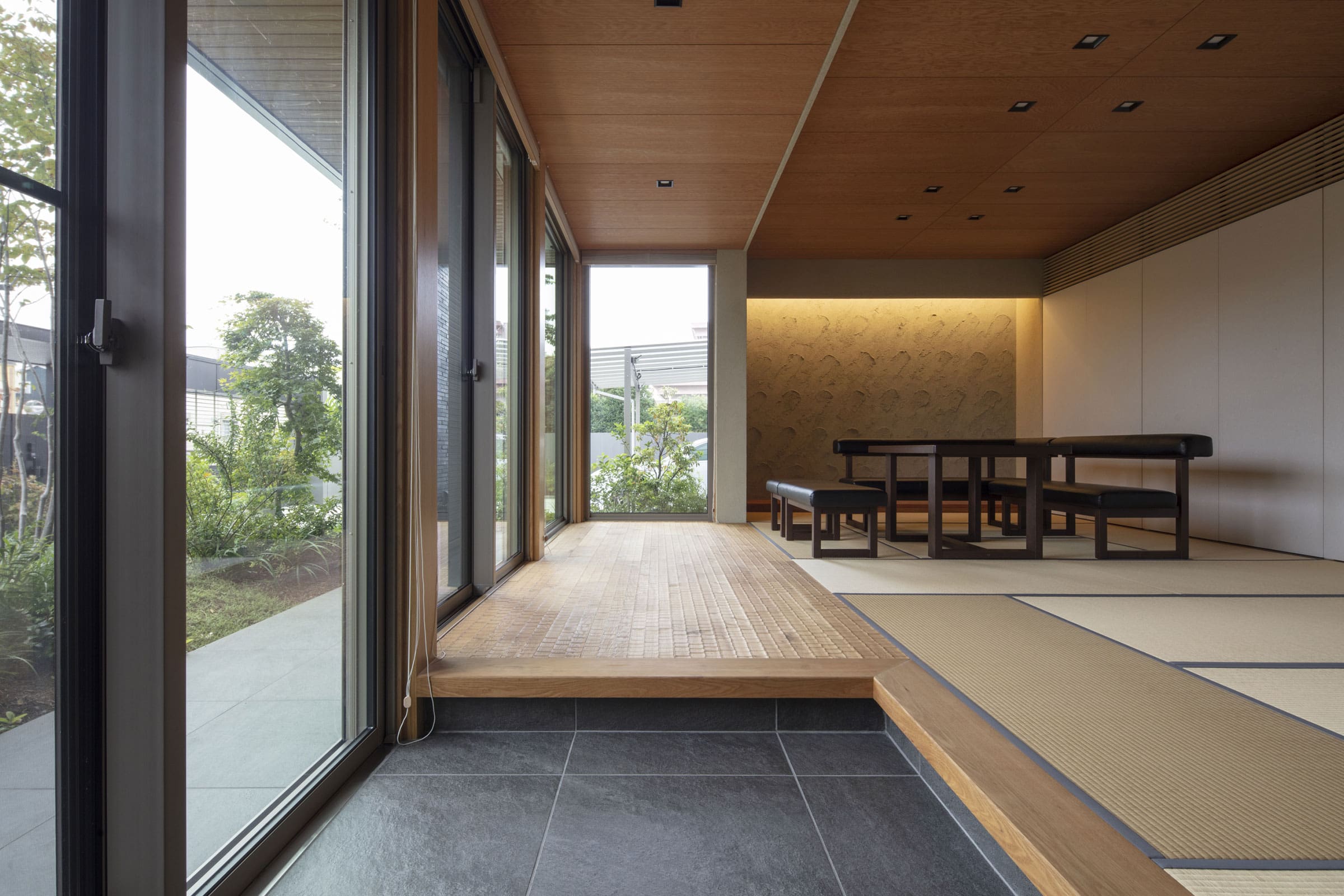 門馬 健｜デザイナー｜DESIGN OFFICE KANTO（デザインオフィス