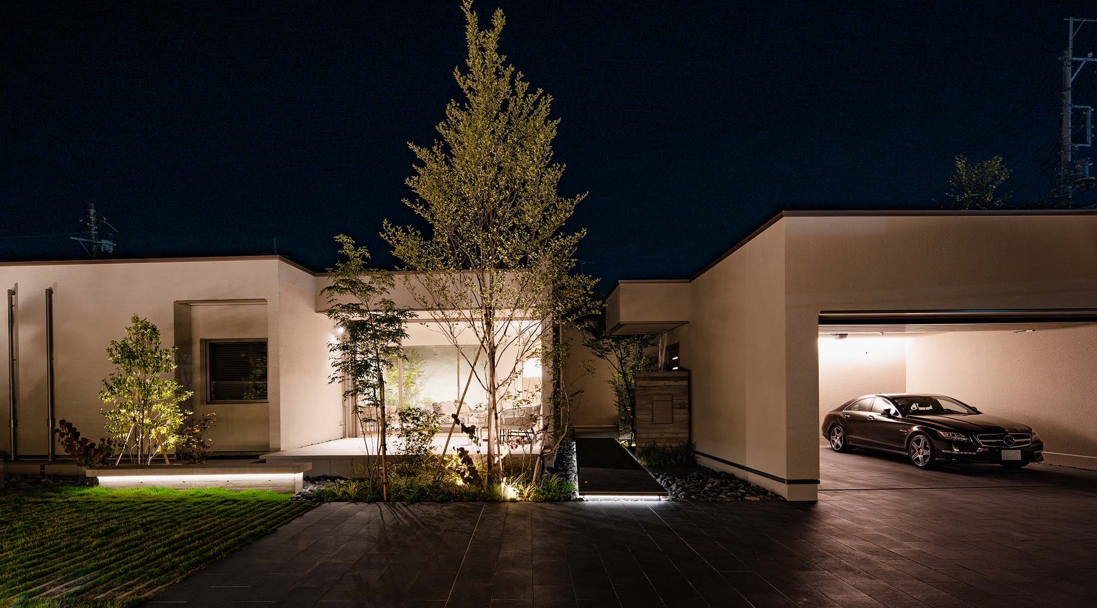 分棟型普遍住宅 ～３つの分棟から生まれる配置と隙間の関係～