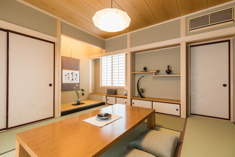 あるべきものがある、誰もが懐かしい、そんな和室を作る事を心がけました。日本の、和室の良さを改めて感じます。