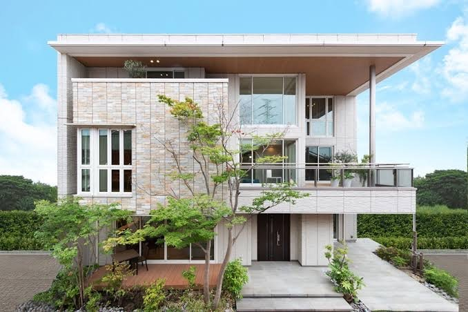 近隣の方にはもちろん、道行く人にも注目される3階建て。それだけに『外観は自分らしいデザインを』と望まれるのではないでしょうか。オーナーのみなさまのそんなこだわりにオーダーメイドの邸別設計による美しく個性的なデザインでお応えします。