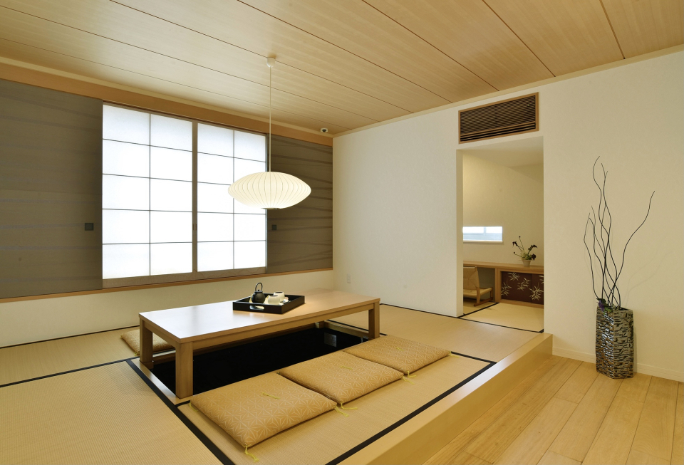 奥の籠り部屋で自分だけの時間も楽しめる和の空間