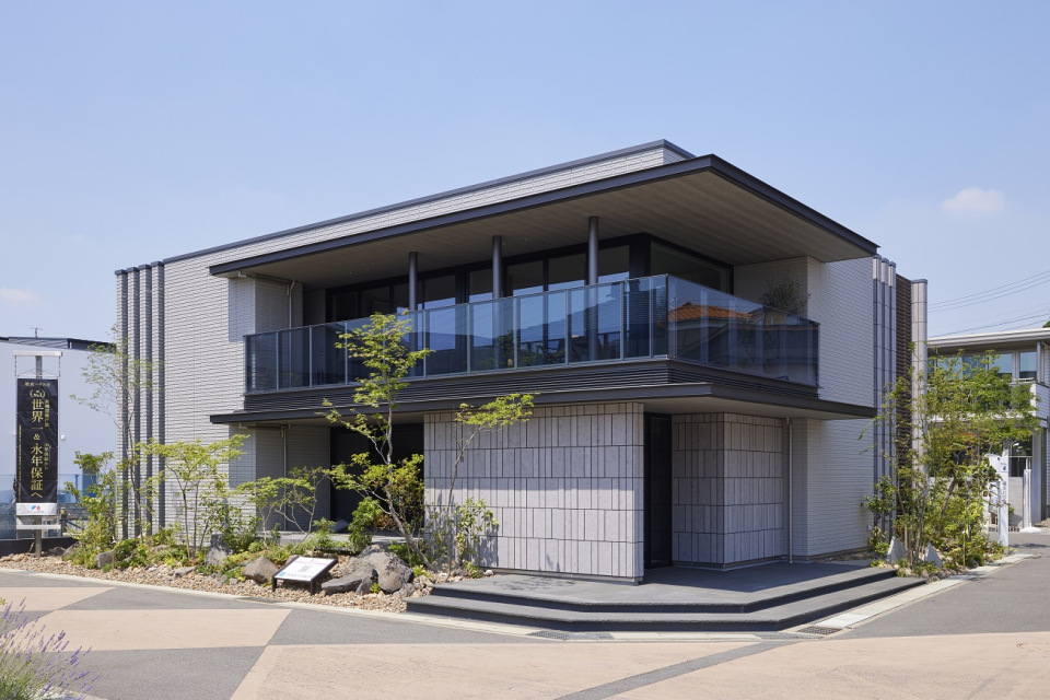 イズ　大開口　窓辺の居所　リビング