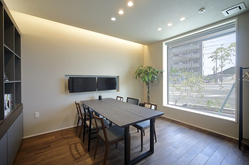 ライフニットで『暖』の感性をもつ雰囲気としています