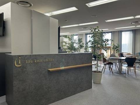 皆様のお越しをお待ちしております。