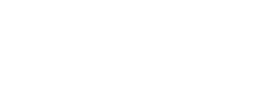 共有スペースからは中庭越しに景色が見えるよう設計。中庭に面した北東の居室は窓にルーバーをつけて、プライバシーと採光を両立しています。