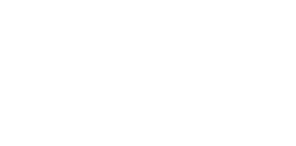 エントランスには、格子を大胆に使っています。色遣いのヒントとなったのは、赤みがかった白木や墨黒の焼杉板など町家にみられる深みのある色たち。大空間にふさわしい格子のピッチも、新旧の格子のデータを歩いて集め、造作しました。