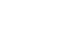 乱張りの石が導くアプローチ、オーバーハングで奥まったエントランスが、内部空間への想像をかきたてる造りとしました。建物の周りには植栽と小路を整えて、緑に親しみ、道路からの防犯性も高める造りにして、1階の付加価値も高めています。