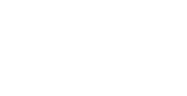 屋内廊下は、強い北風が吹くこの地域で入居者の快適性を高め、セキュリティへの安心感をもたらします。煩雑に見える設備類をすべて壁に埋め込み、風除室から連続するタイル張りの壁などブラウンの濃淡で、落ち着いた空間としました。 