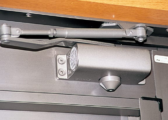 ドアクローザー（勝手口ドア）