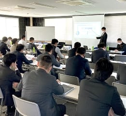 営業・技術勉強会の実施