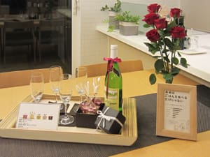 積水ハウスジュートピア富山展示場のダイニングの生花